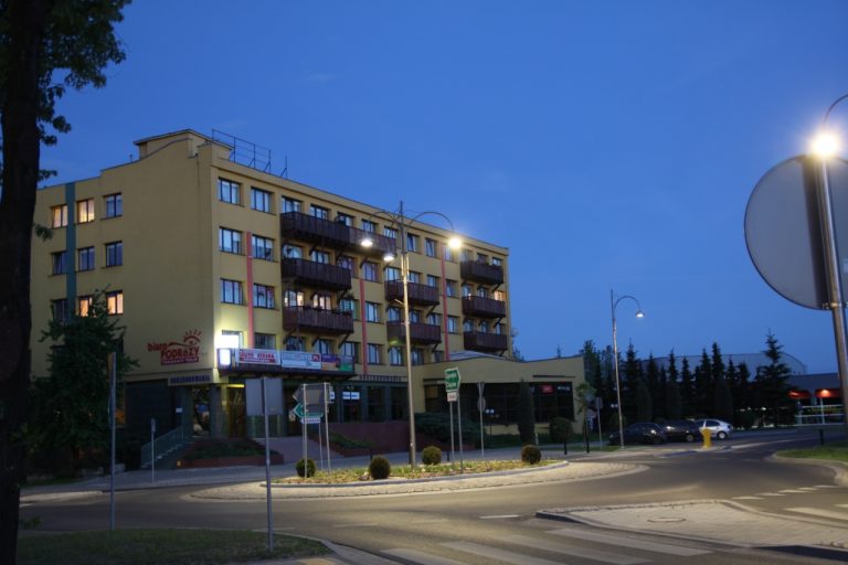 Oświetlenie ul. Odrodzenia w Lubinie